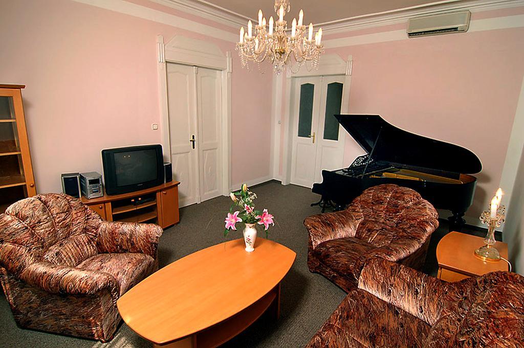 Hotel & Residence Royal Standard Prague Phòng bức ảnh
